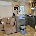 Mht019 3 Dont Parental Et 2 Salles De Bain Dans 4 Etoiles 营地