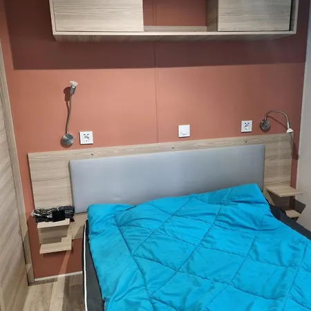 Mht019 3 Dont Parental Et 2 Salles De Bain Dans 4 Etoiles Campsite *