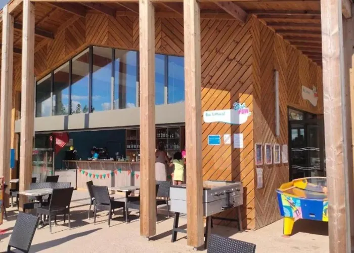 Camping Mht019 3 Dont Parental Et 2 Salles De Bain Dans 4 Etoiles Saint-Julien-en-Born
